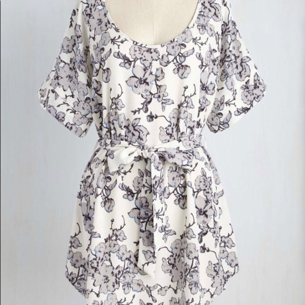 ModCloth size L women’s tunic